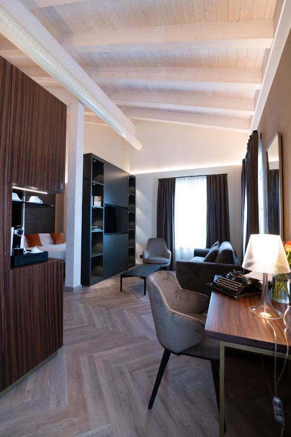 3T Boutique Hotel Ivrea Esterno foto