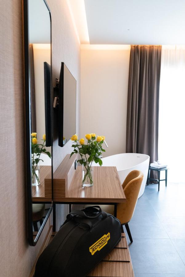 3T Boutique Hotel Ivrea Esterno foto