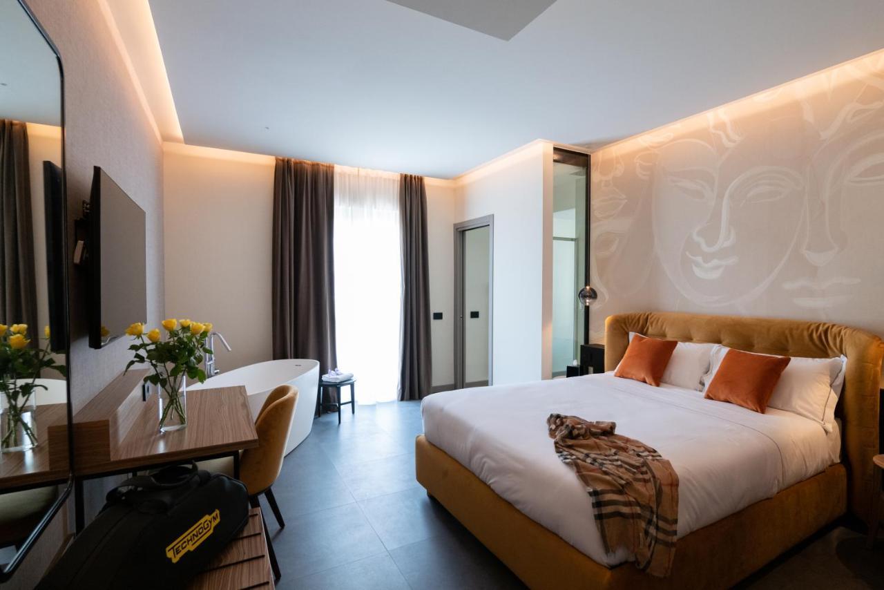 3T Boutique Hotel Ivrea Esterno foto